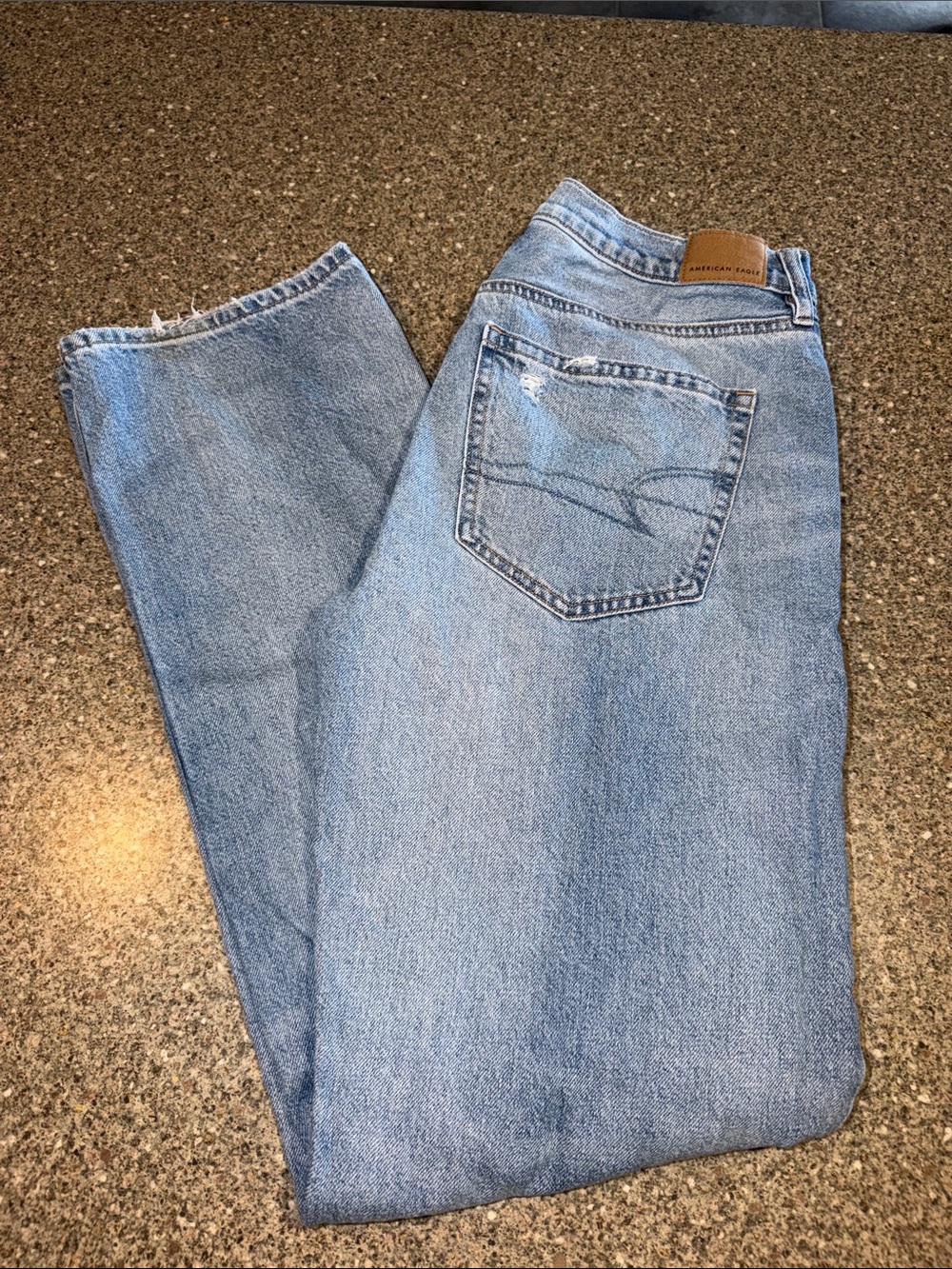 American Eagle Outfitters Low Rise Baggy Jeans - Picture 1 of 3